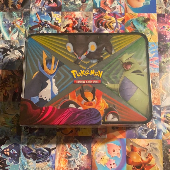PokemonCollector Chest Spring 2021 - Picture 2 of 2